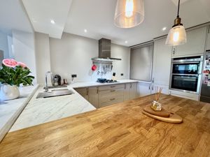 Photo 17- click for photo gallery